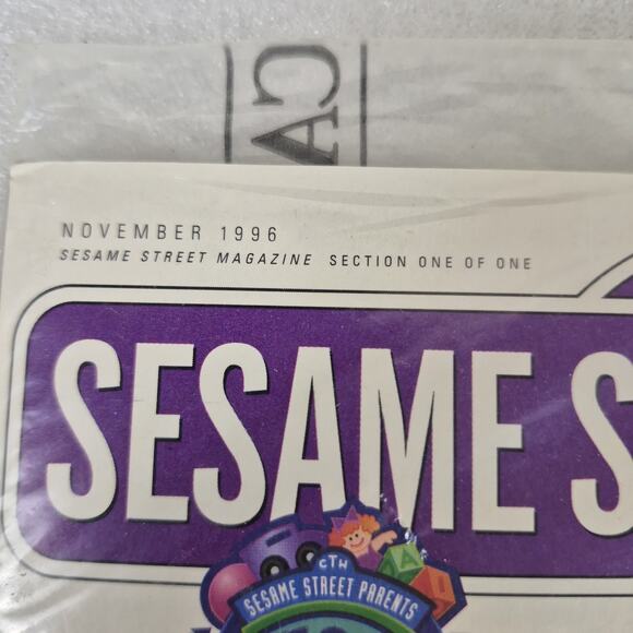 Vintage Sesame Street & Sesame Street Parents Magazine Nov. 1996 New. SEALED - Picture 3 of 3